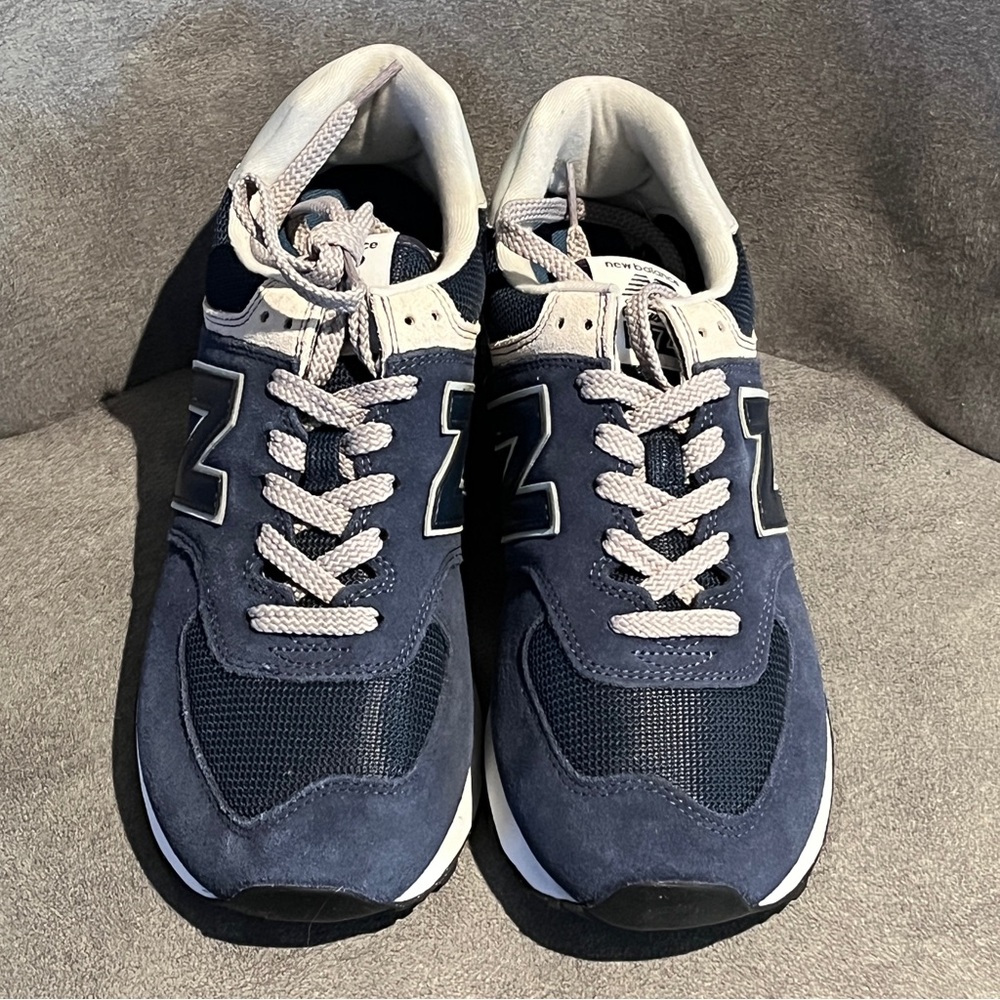 New Balance Men’s Sneakers 574 Navy Size 8.5 US - Picture 8 of 14